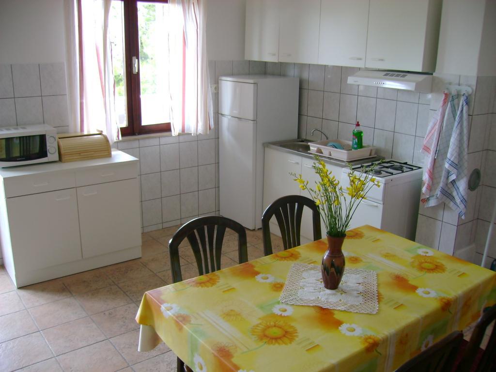 Apartment Zagor Kastela Ruang foto
