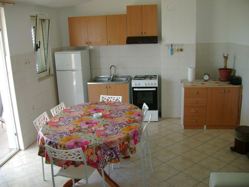 Apartment Zagor Kastela Bagian luar foto